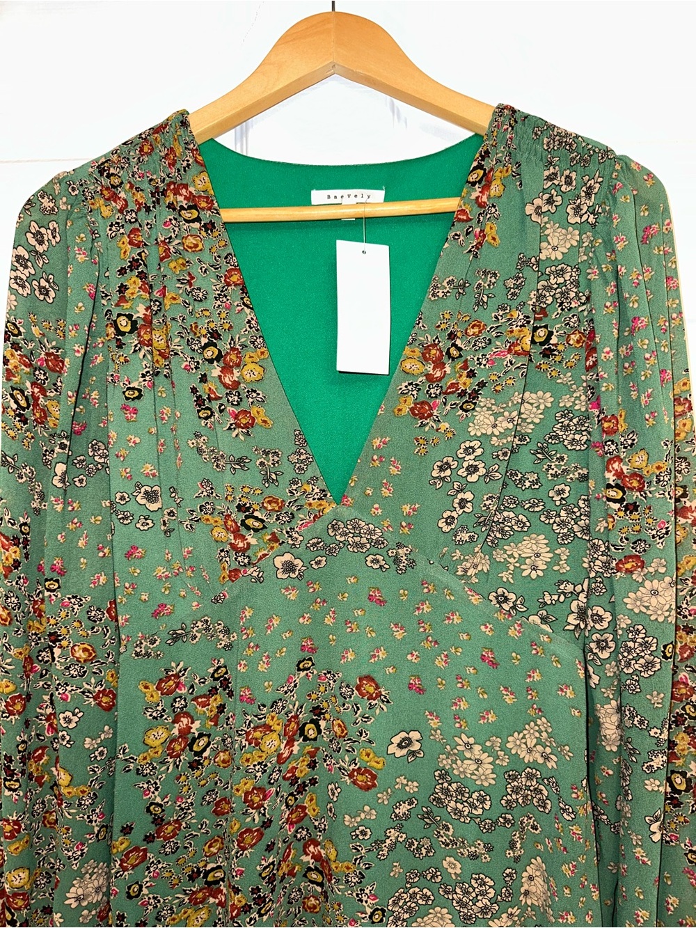 Baltic Born Green Floral V-Neck Tiered Maxi Dress - Picture 3 of 5